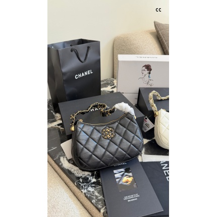 Chanel AAA quality Handbags in 227986