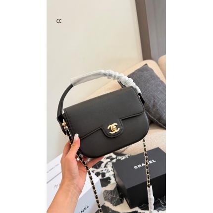 Cheap Chanel AAA quality Handbags in 227989, $70 USD- [IB227989] - Replica Chanel AAA quality Handbags