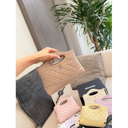 Cheap Chanel AAA quality Handbags in 227995, $50 USD- [IB227995] - Replica Chanel AAA quality Handbags