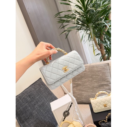 Cheap Chanel AAA quality Handbags in 228002, $60 USD- [IB228002] - Replica Chanel AAA quality Handbags