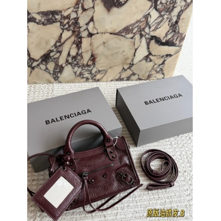 Balenciaga high quality Handbags in 228043