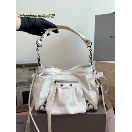 Balenciaga high quality Handbags in 228055