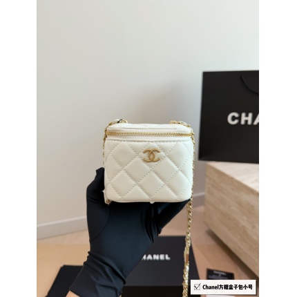 Cheap Chanel AAA quality Handbags in 228163, $60 USD- [IB228163] - Replica Chanel AAA quality Handbags