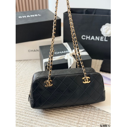 Cheap Chanel AAA quality Handbags in 228164, $100 USD- [IB228164] - Replica Chanel AAA quality Handbags