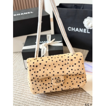 Cheap Chanel AAA quality Handbags in 228165, $60 USD- [IB228165] - Replica Chanel AAA quality Handbags