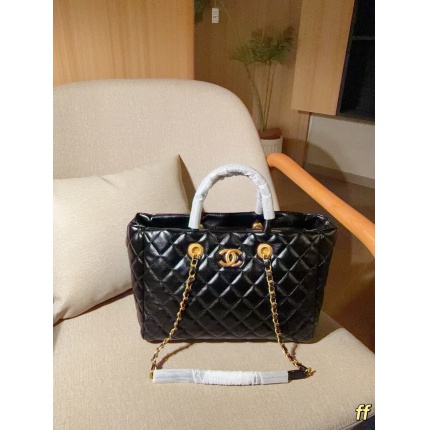 Cheap Chanel AAA quality Handbags in 228213, $75 USD- [IB228213] - Replica Chanel AAA quality Handbags