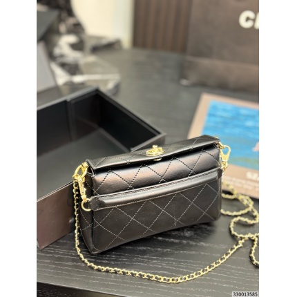 Chanel AAA quality Handbags in 228227