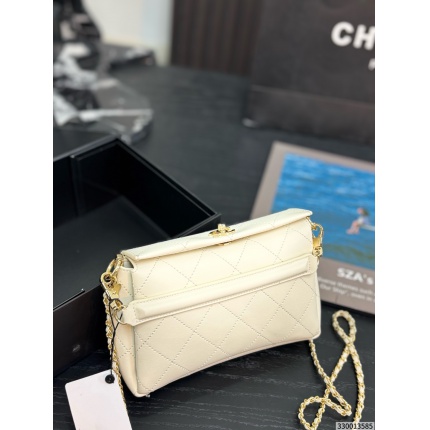 Cheap Chanel AAA quality Handbags in 228231, $70 USD- [IB228231] - Replica Chanel AAA quality Handbags