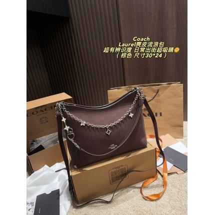 Coach Cross Bags in 228306