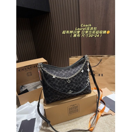 Coach Cross Bags in 228308