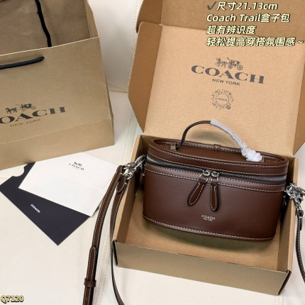 Coach Cross Bags in 228348