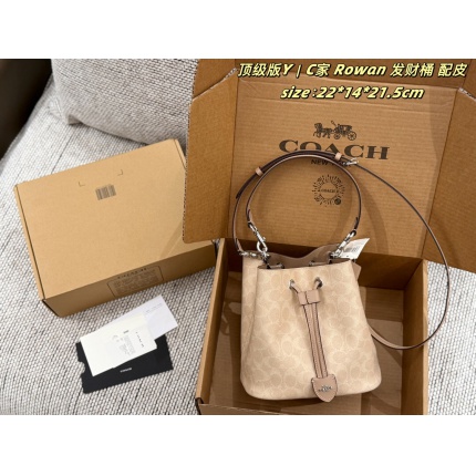 Coach Cross Bags in 228361