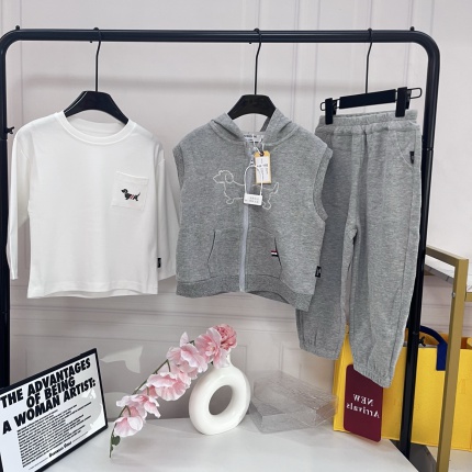 Cheap Tracksuits in 228467, $65 USD- [IB228467] - Replica Tracksuits