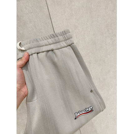 Balenciaga Pants in 228678