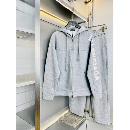 Balenciaga Tracksuits in 228687