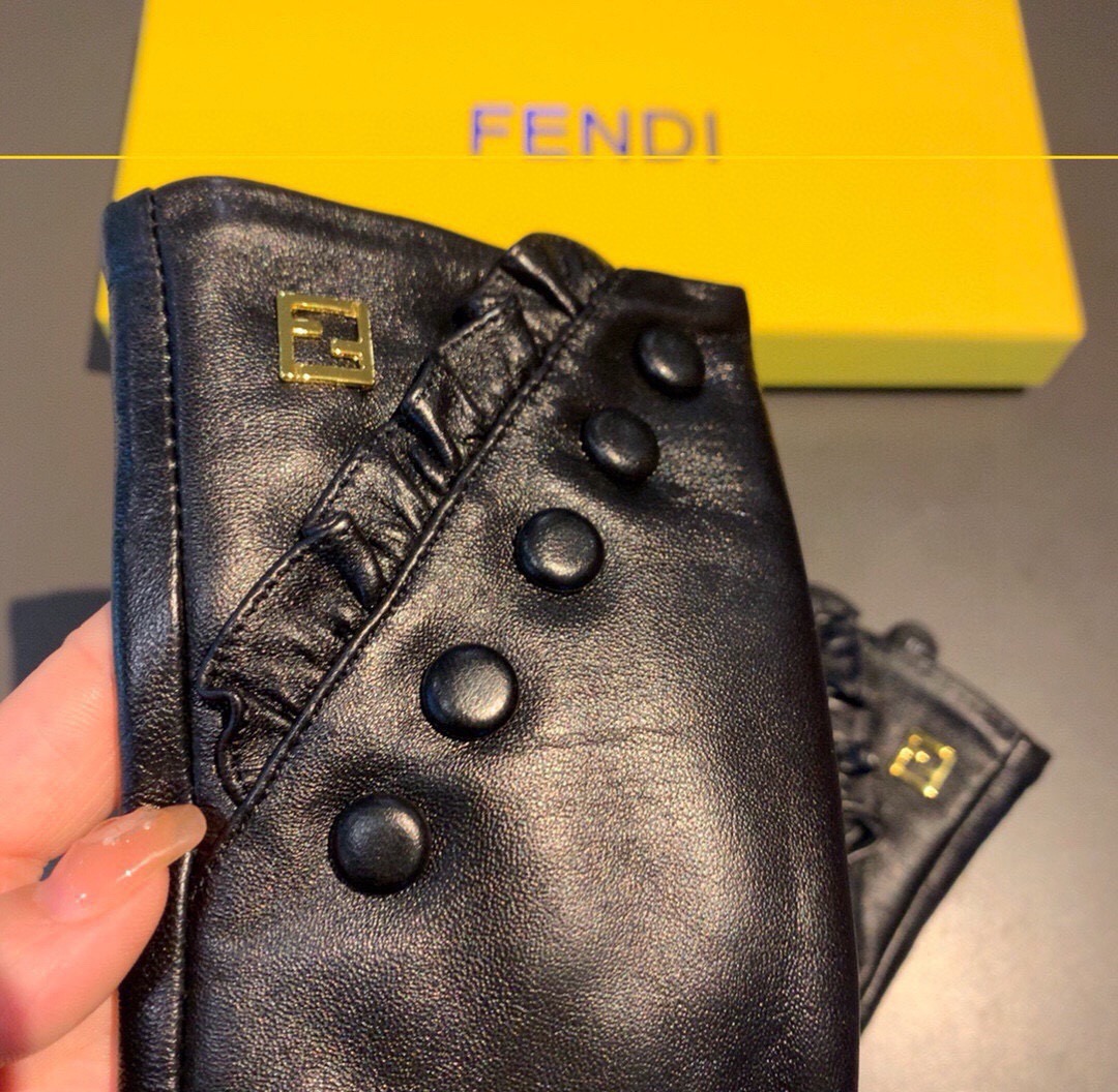 Cheap Gloves in 220541, $45 USD- [IB220541] - Replica Gloves