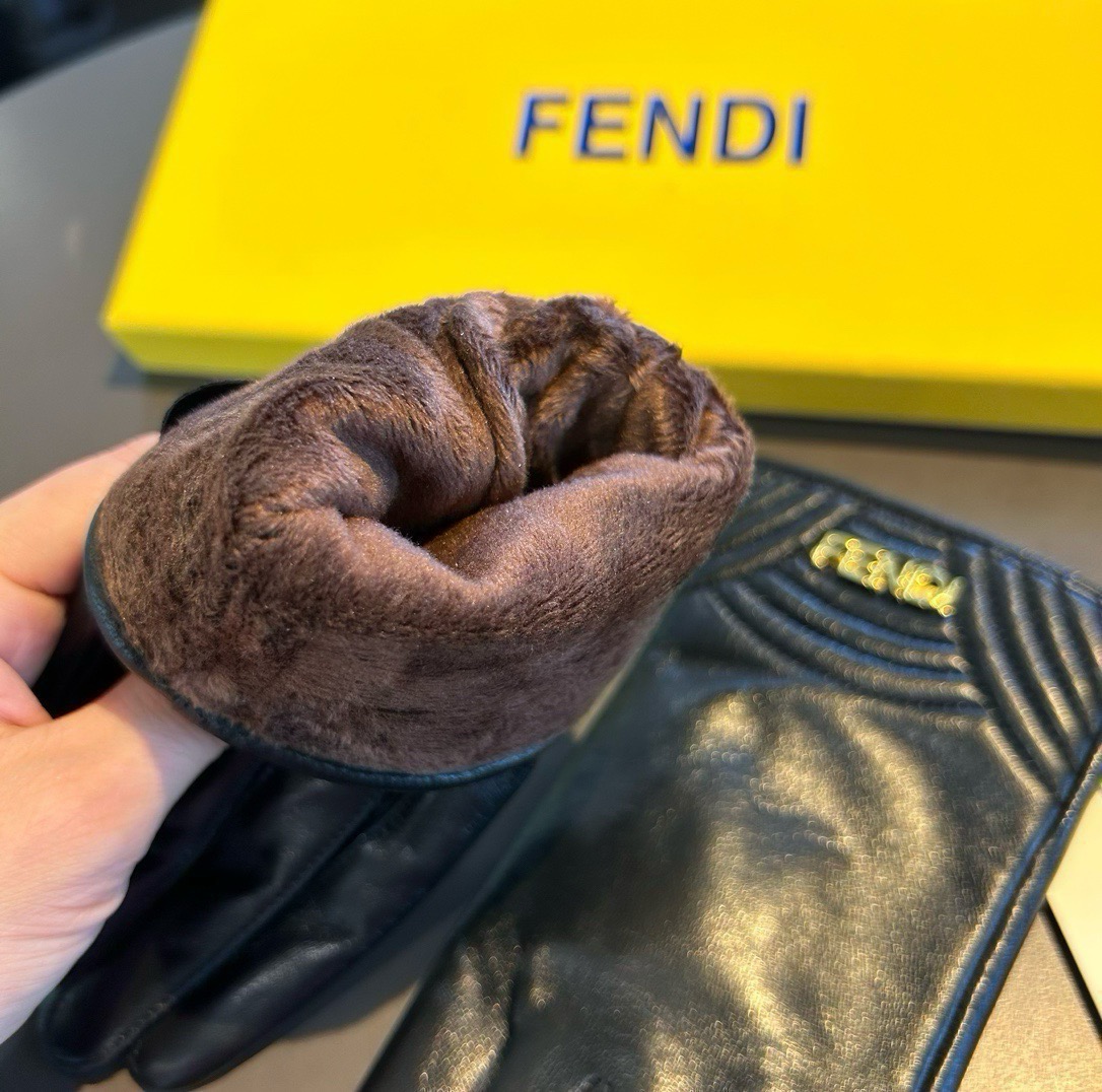 Cheap Gloves in 220543, $45 USD- [IB220543] - Replica Gloves