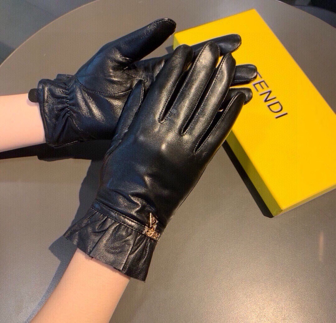 Cheap Gloves in 220545, $45 USD- [IB220545] - Replica Gloves