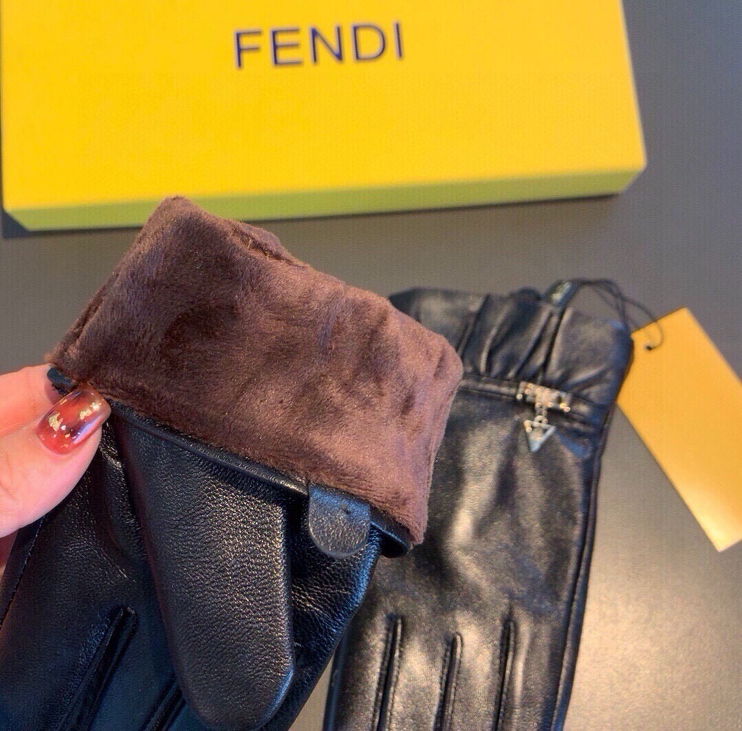 Cheap Gloves in 220545, $45 USD- [IB220545] - Replica Gloves