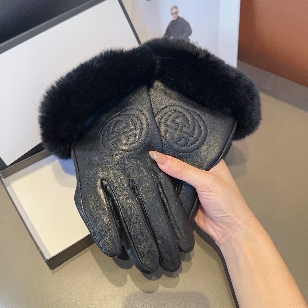 Cheap Gloves in 220558, $45 USD- [IB220558] - Replica Gloves