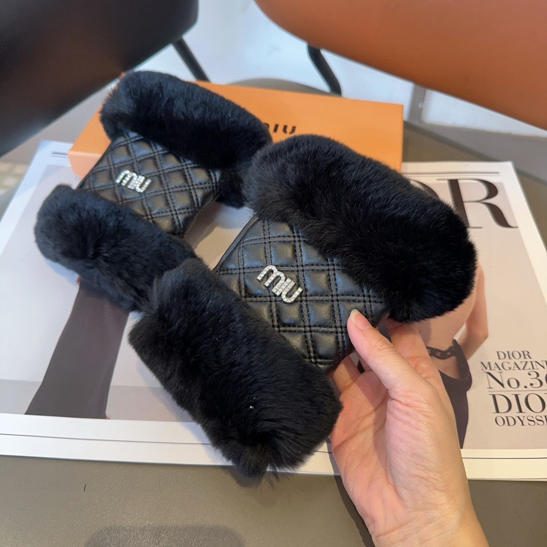 Cheap Gloves in 220560, $45 USD- [IB220560] - Replica Gloves