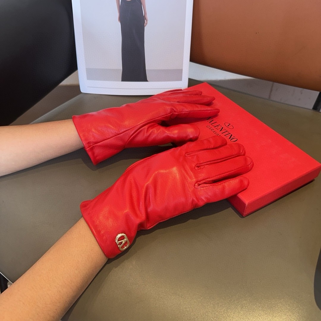 Cheap Gloves in 220561, $45 USD- [IB220561] - Replica Gloves
