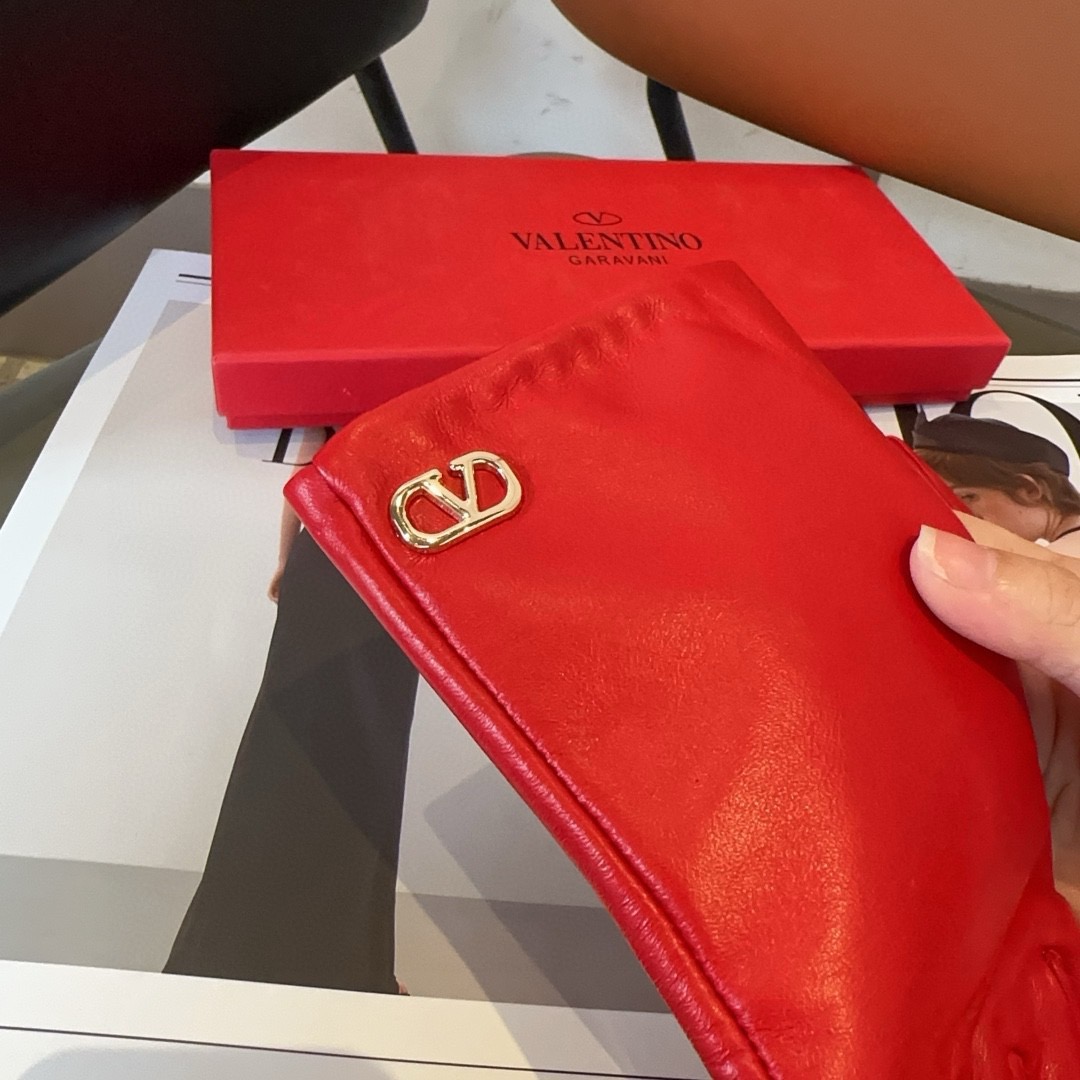 Cheap Gloves in 220561, $45 USD- [IB220561] - Replica Gloves