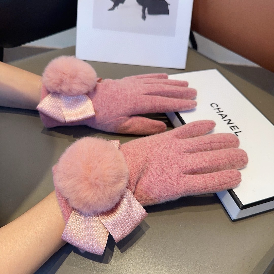 Cheap Gloves in 220564, $45 USD- [IB220564] - Replica Gloves