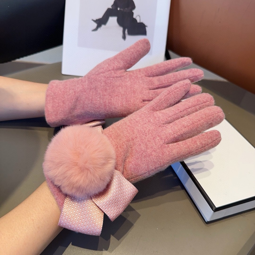 Cheap Gloves in 220564, $45 USD- [IB220564] - Replica Gloves