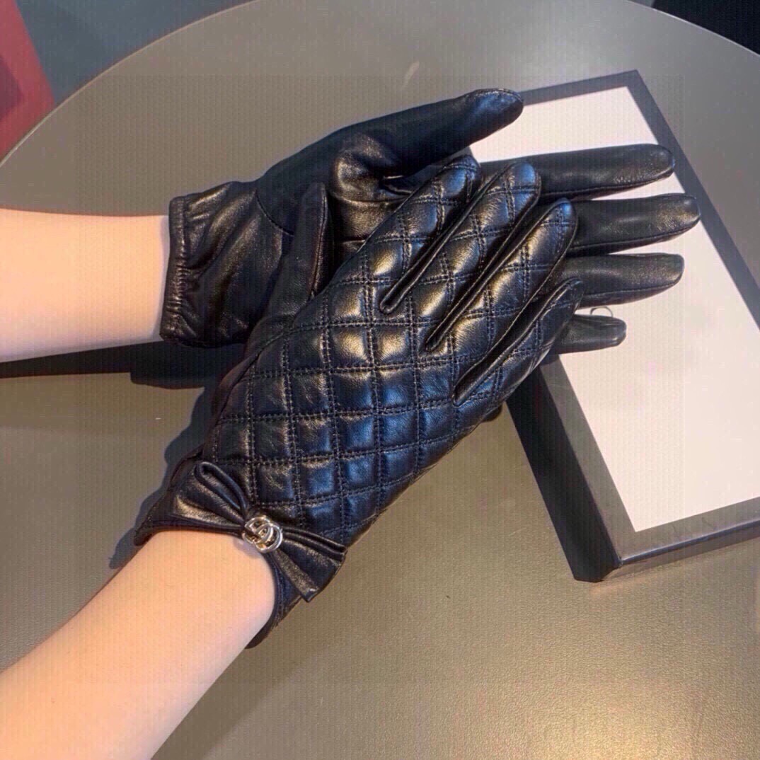 Cheap Gloves in 220567, $45 USD- [IB220567] - Replica Gloves