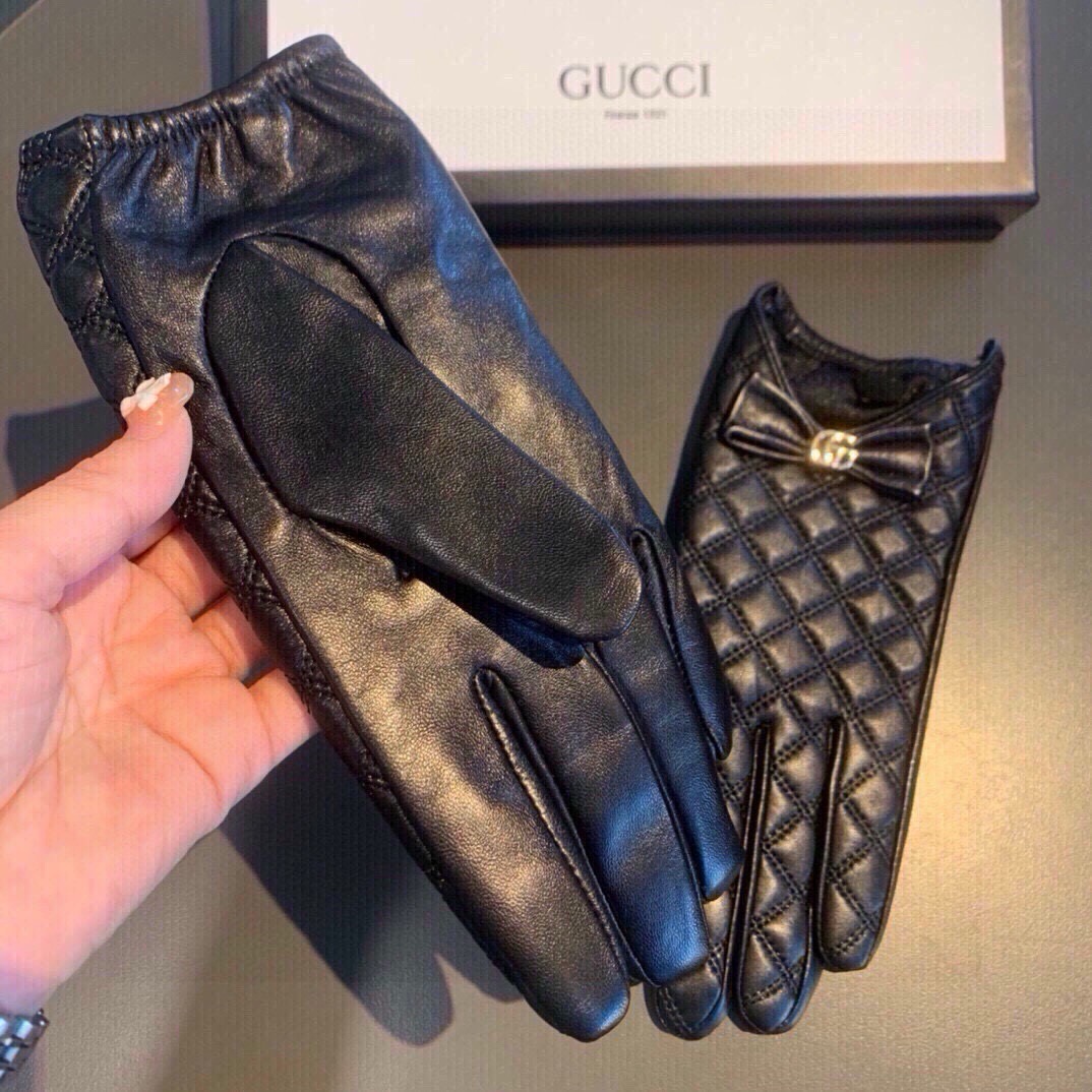 Cheap Gloves in 220567, $45 USD- [IB220567] - Replica Gloves