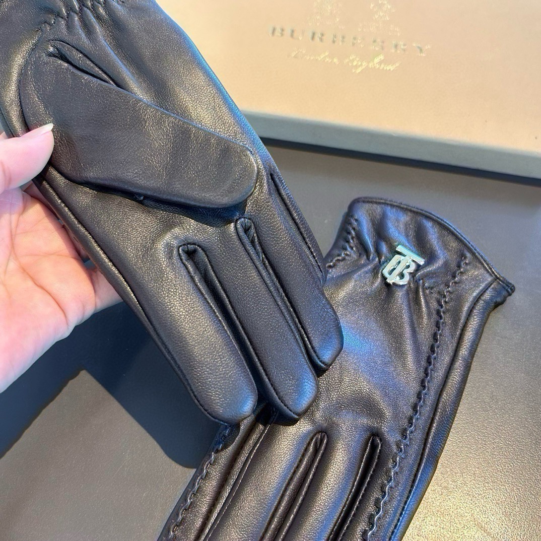 Cheap Gloves in 220572, $45 USD- [IB220572] - Replica Gloves