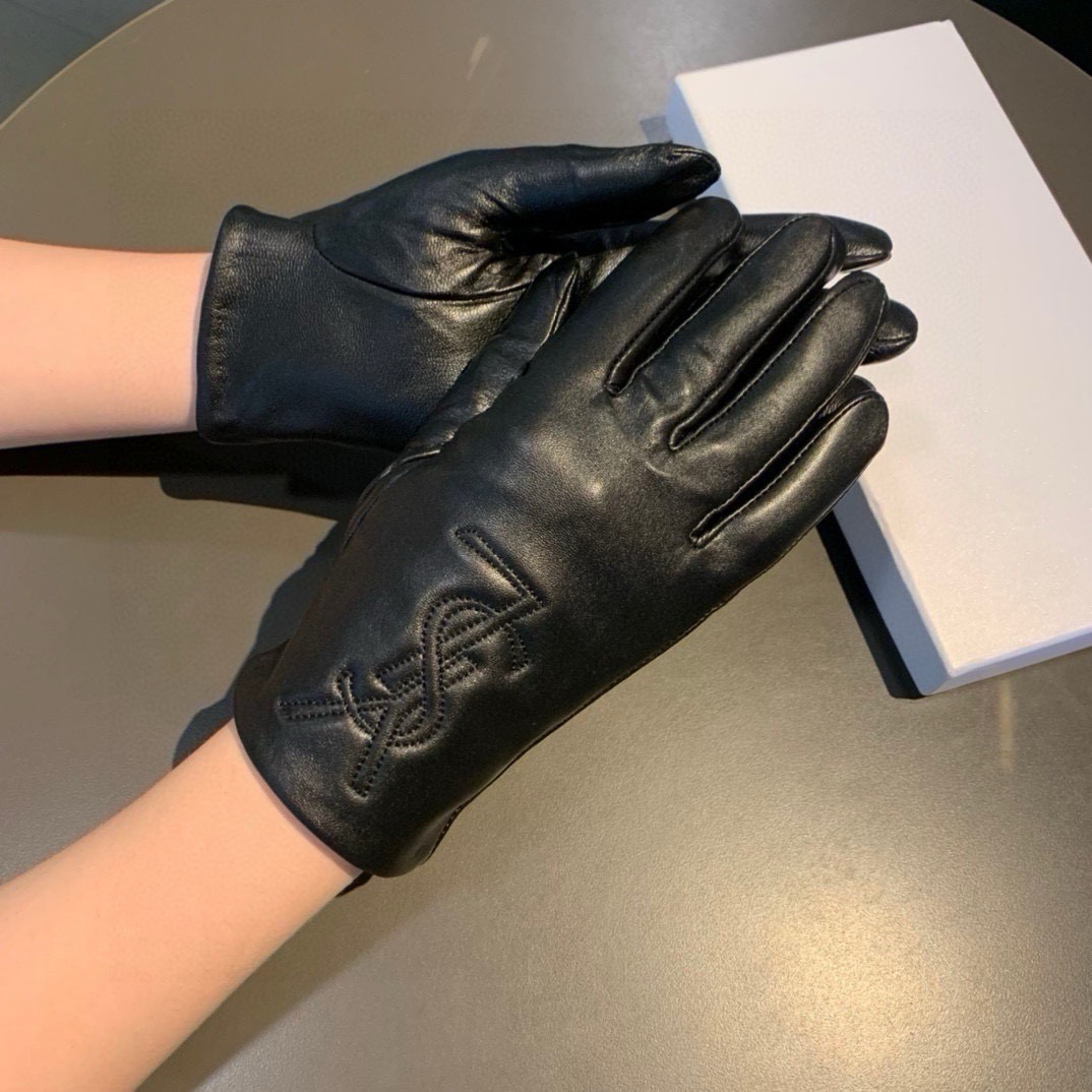 Cheap Gloves in 220576, $45 USD- [IB220576] - Replica Gloves