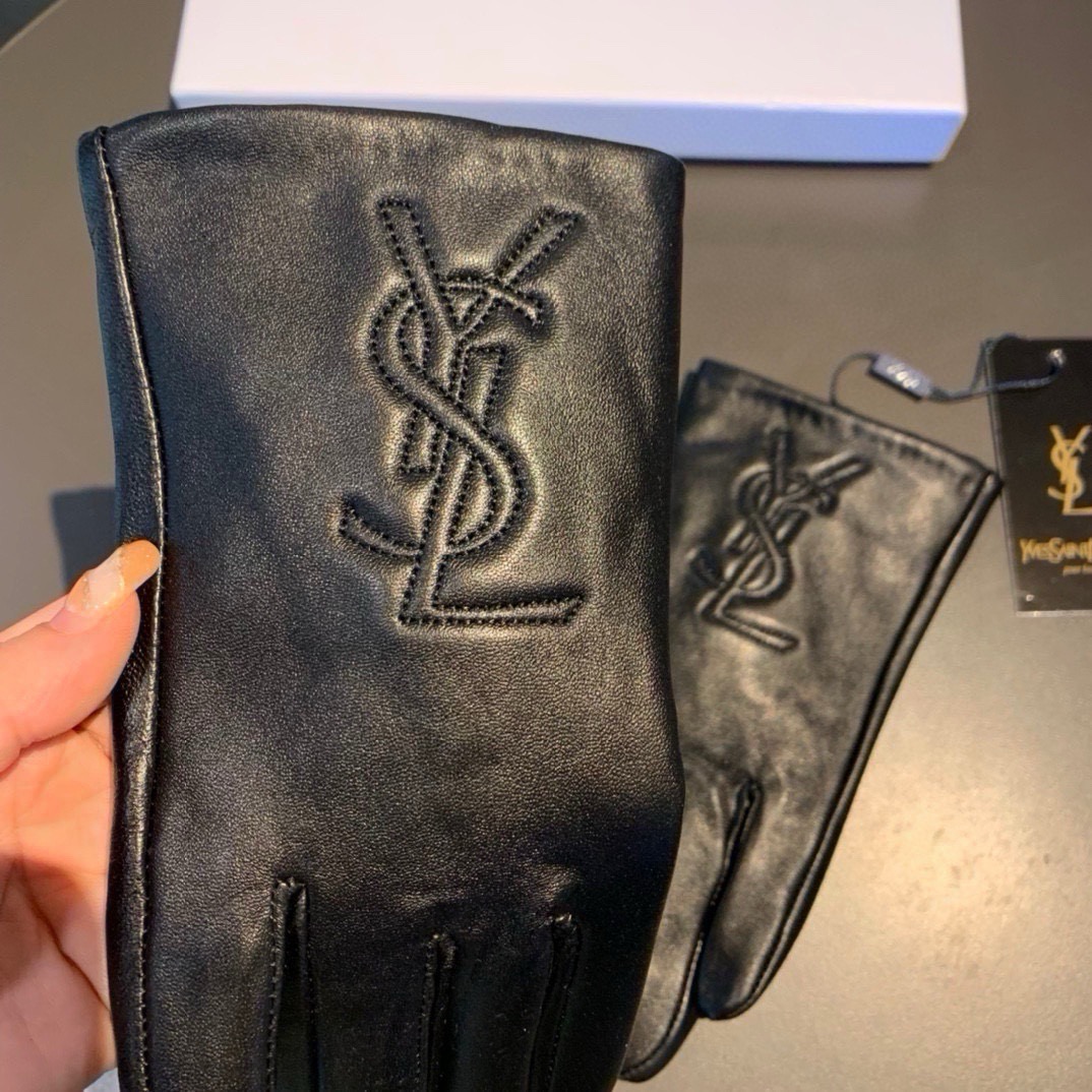 Cheap Gloves in 220576, $45 USD- [IB220576] - Replica Gloves