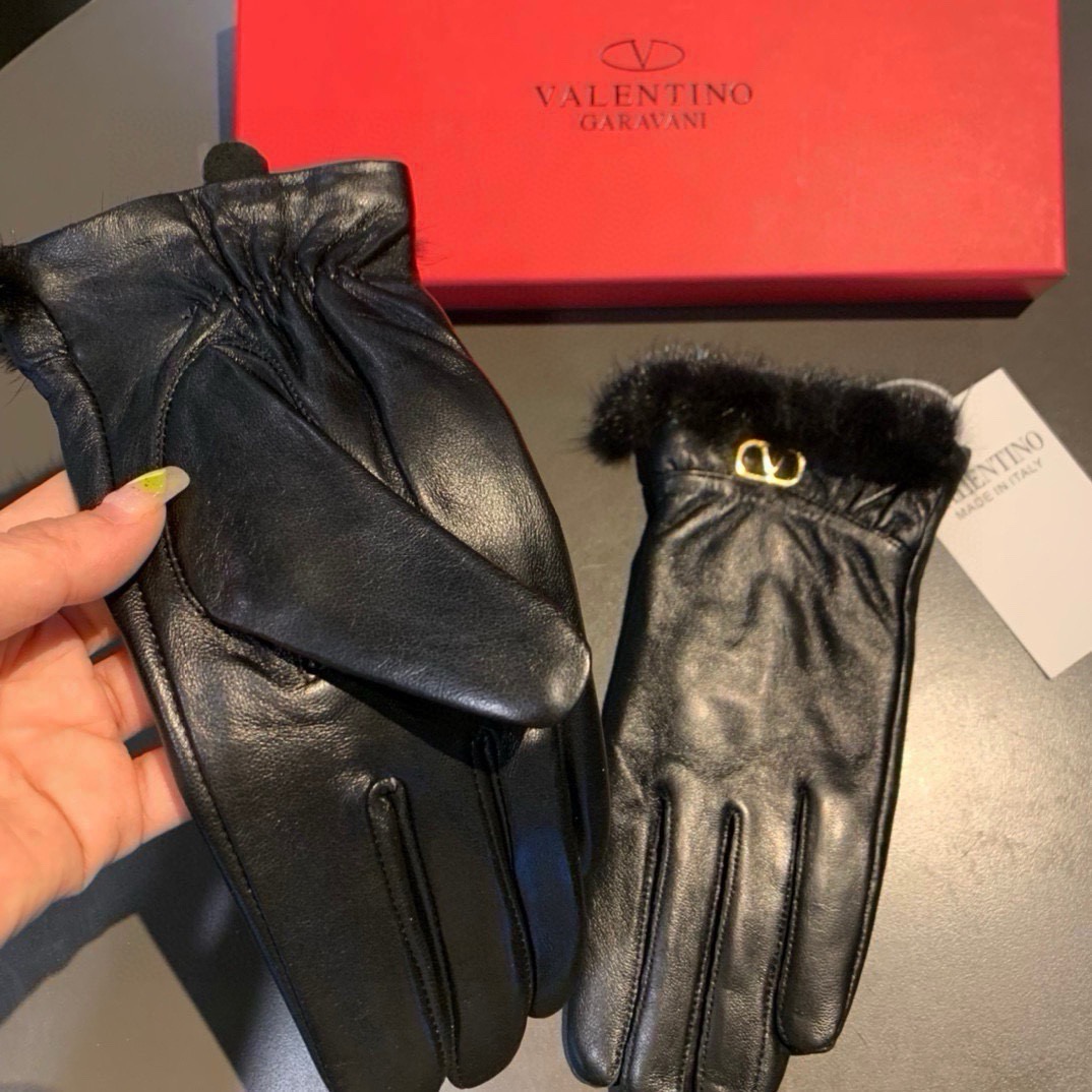 Cheap Gloves in 220583, $45 USD- [IB220583] - Replica Gloves