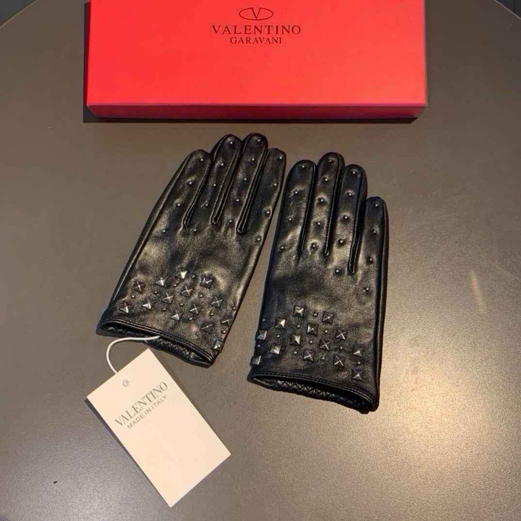 Cheap Gloves in 220586, $45 USD- [IB220586] - Replica Gloves
