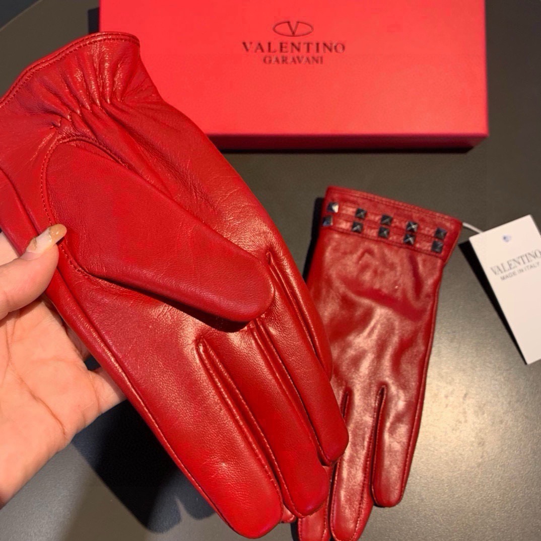 Cheap Gloves in 220589, $45 USD- [IB220589] - Replica Gloves