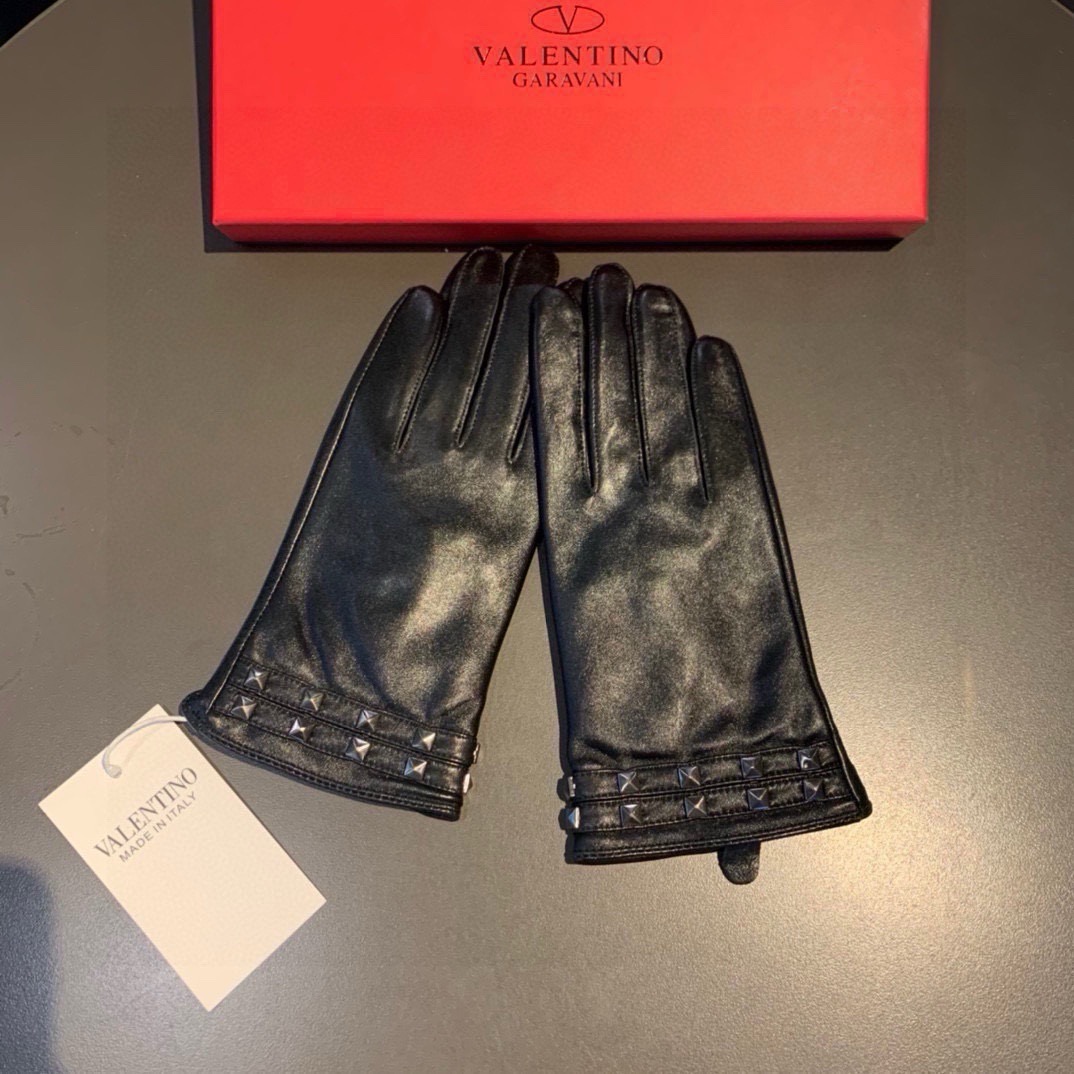 Cheap Gloves in 220590, $45 USD- [IB220590] - Replica Gloves