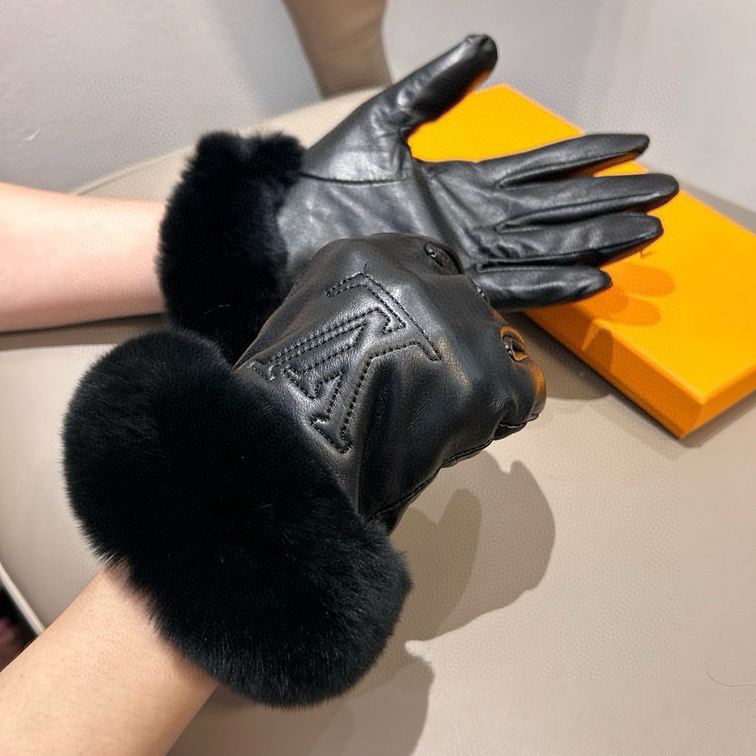 Cheap Gloves in 220597, $45 USD- [IB220597] - Replica Gloves