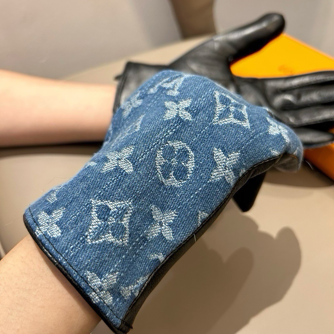 Cheap Gloves in 220601, $45 USD- [IB220601] - Replica Gloves