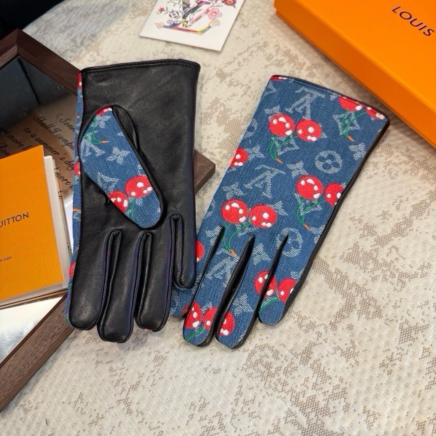 Cheap Gloves in 220605, $45 USD- [IB220605] - Replica Gloves