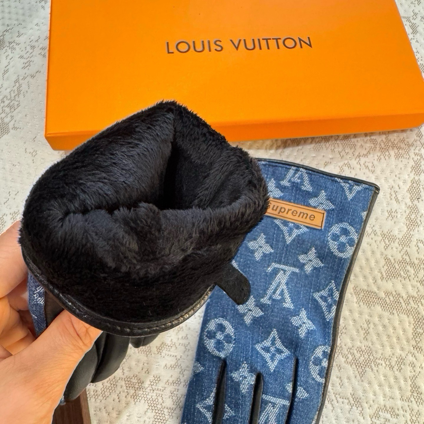 Cheap Gloves in 220607, $45 USD- [IB220607] - Replica Gloves