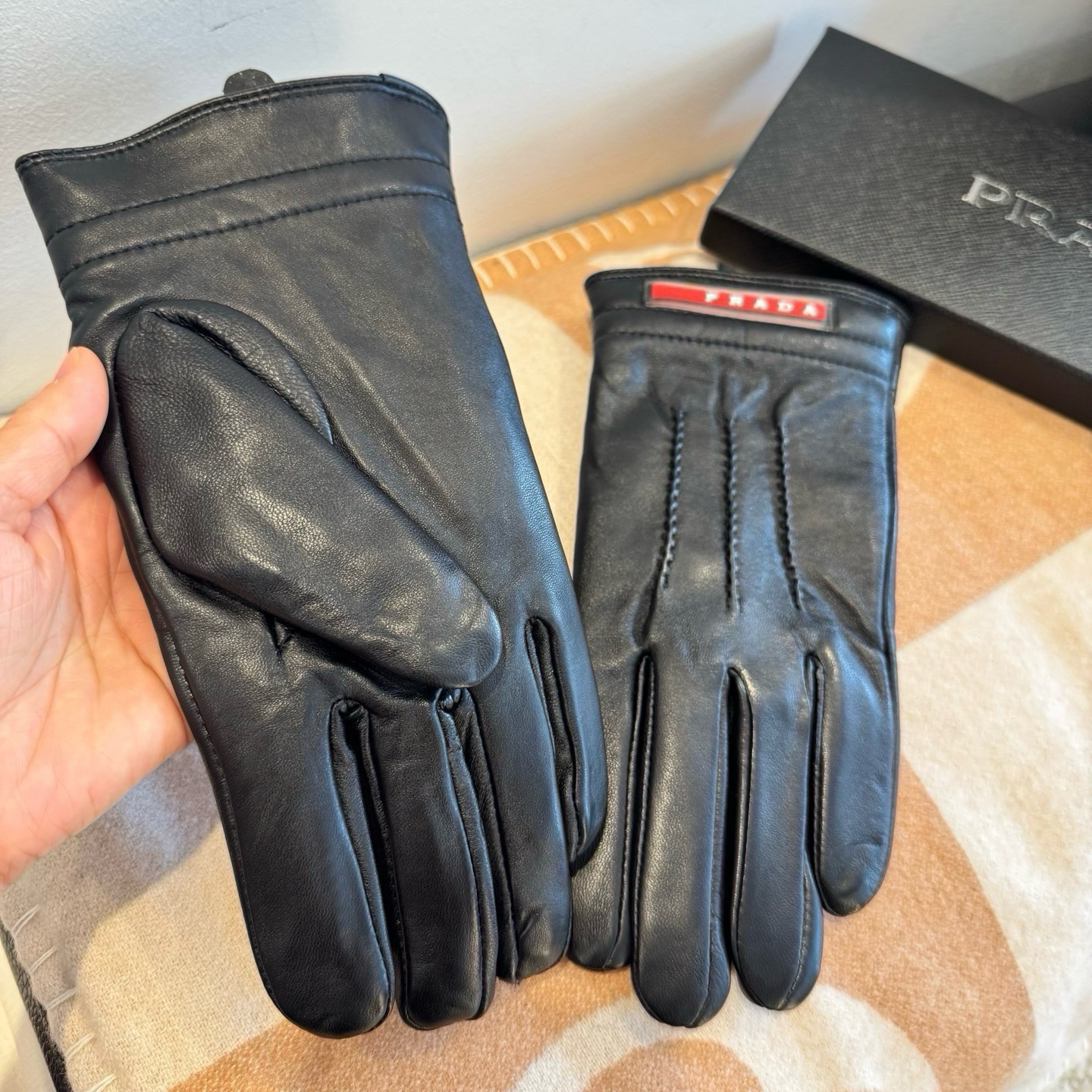 Cheap Gloves in 220625, $45 USD- [IB220625] - Replica Gloves