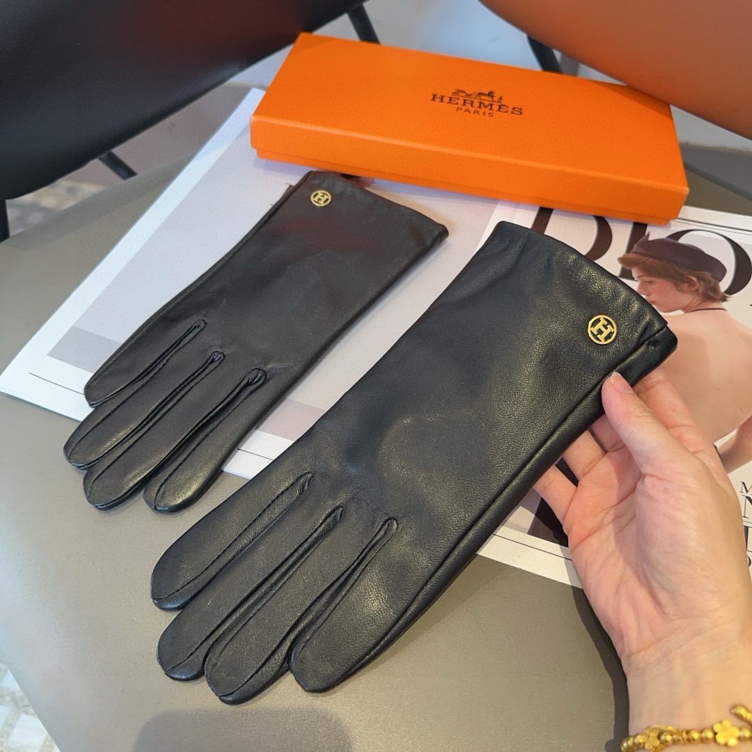 Cheap Gloves in 220631, $45 USD- [IB220631] - Replica Gloves