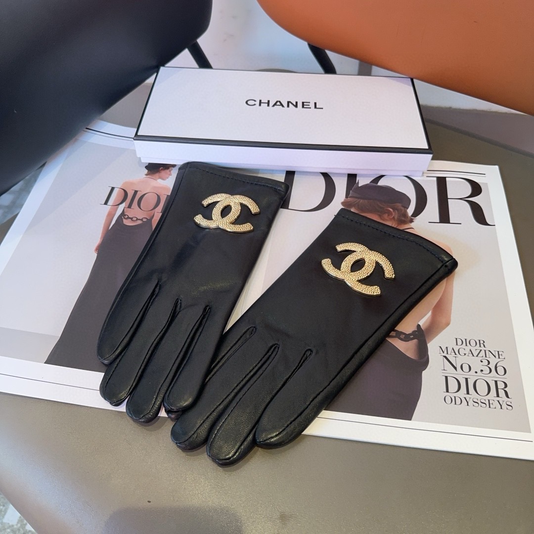 Cheap Gloves in 220635, $45 USD- [IB220635] - Replica Gloves