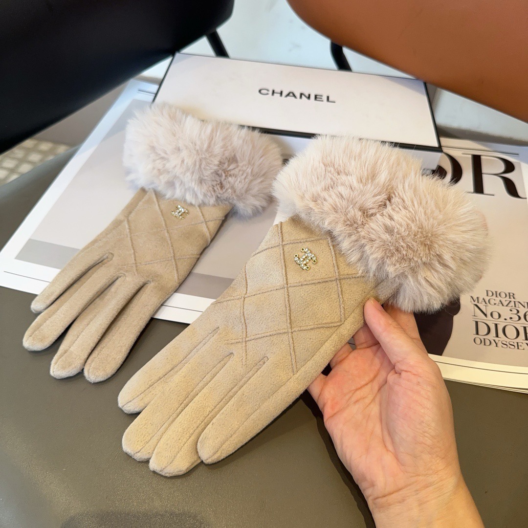 Cheap Gloves in 220636, $45 USD- [IB220636] - Replica Gloves
