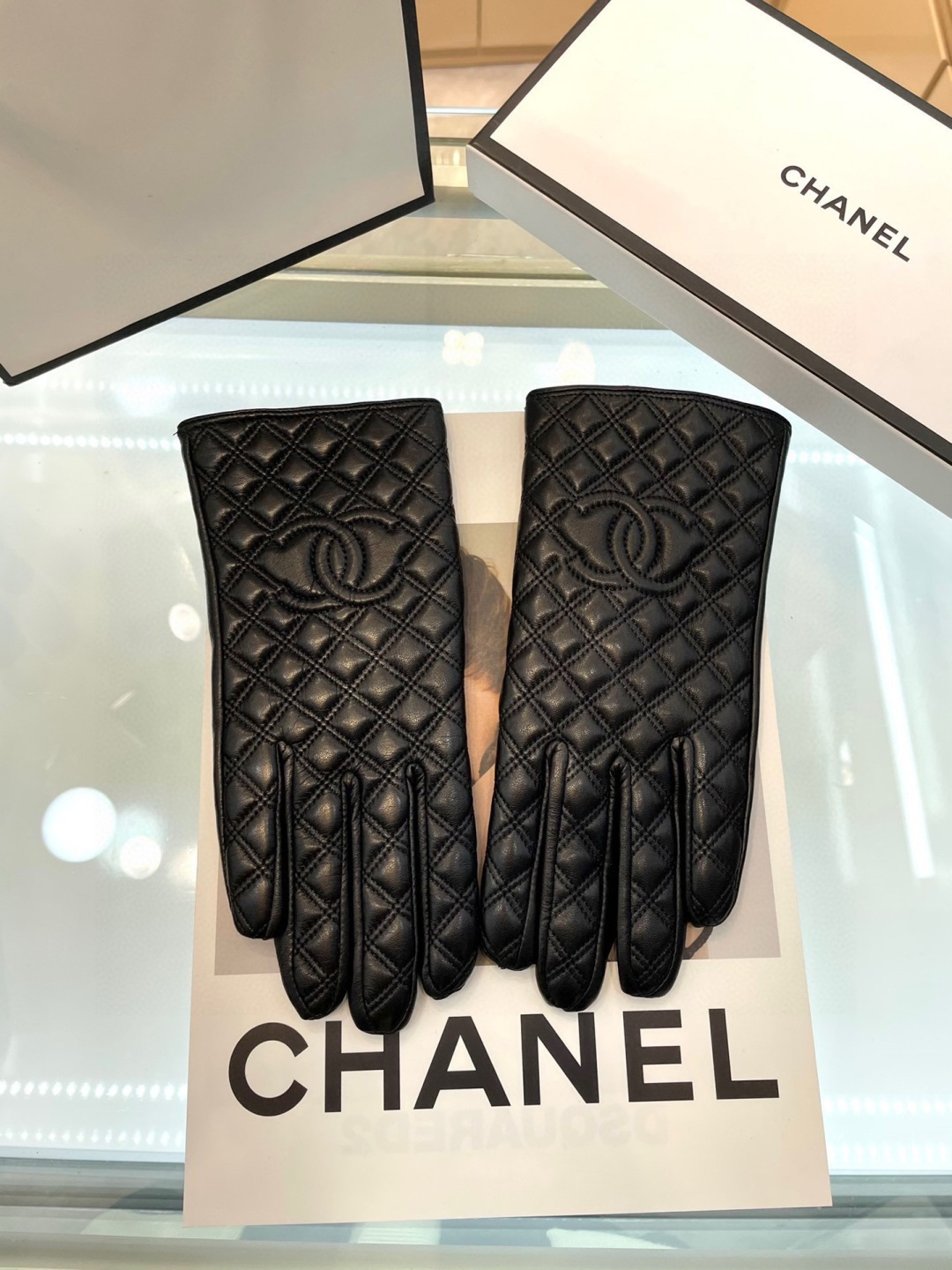 Cheap Gloves in 220639, $45 USD- [IB220639] - Replica Gloves