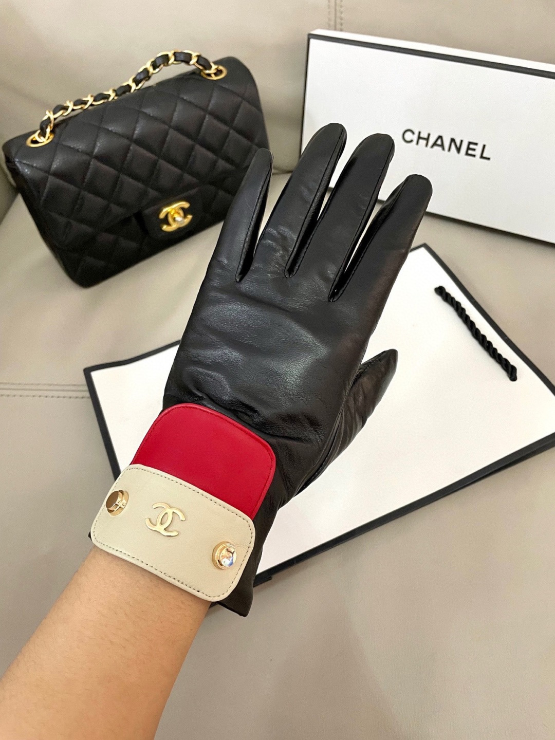 Cheap Gloves in 220643, $45 USD- [IB220643] - Replica Gloves