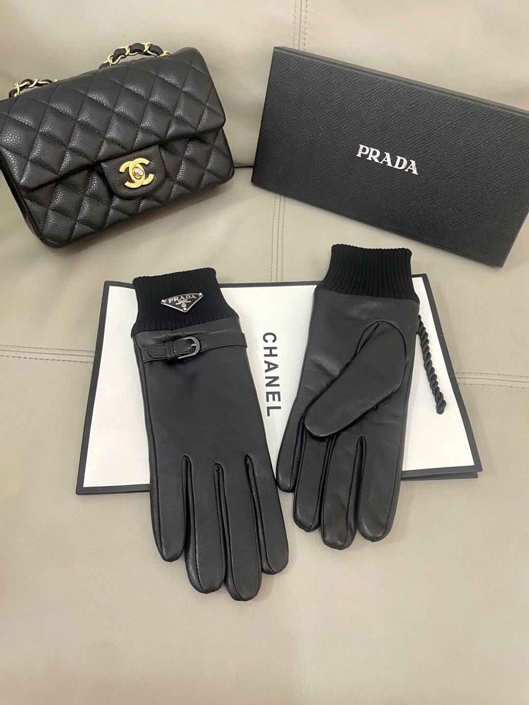 Cheap Gloves in 220644, $45 USD- [IB220644] - Replica Gloves