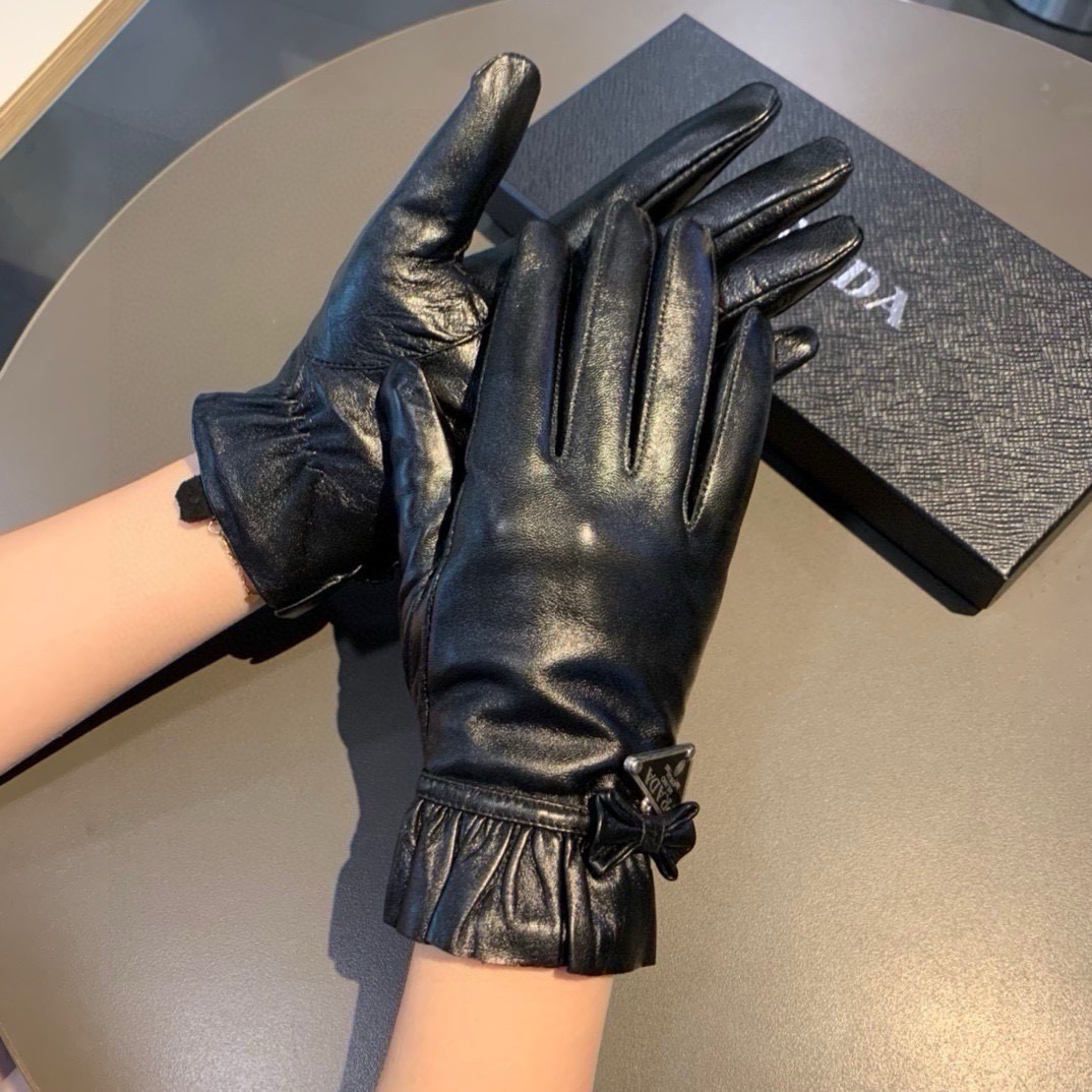 Cheap Gloves in 220648, $45 USD- [IB220648] - Replica Gloves